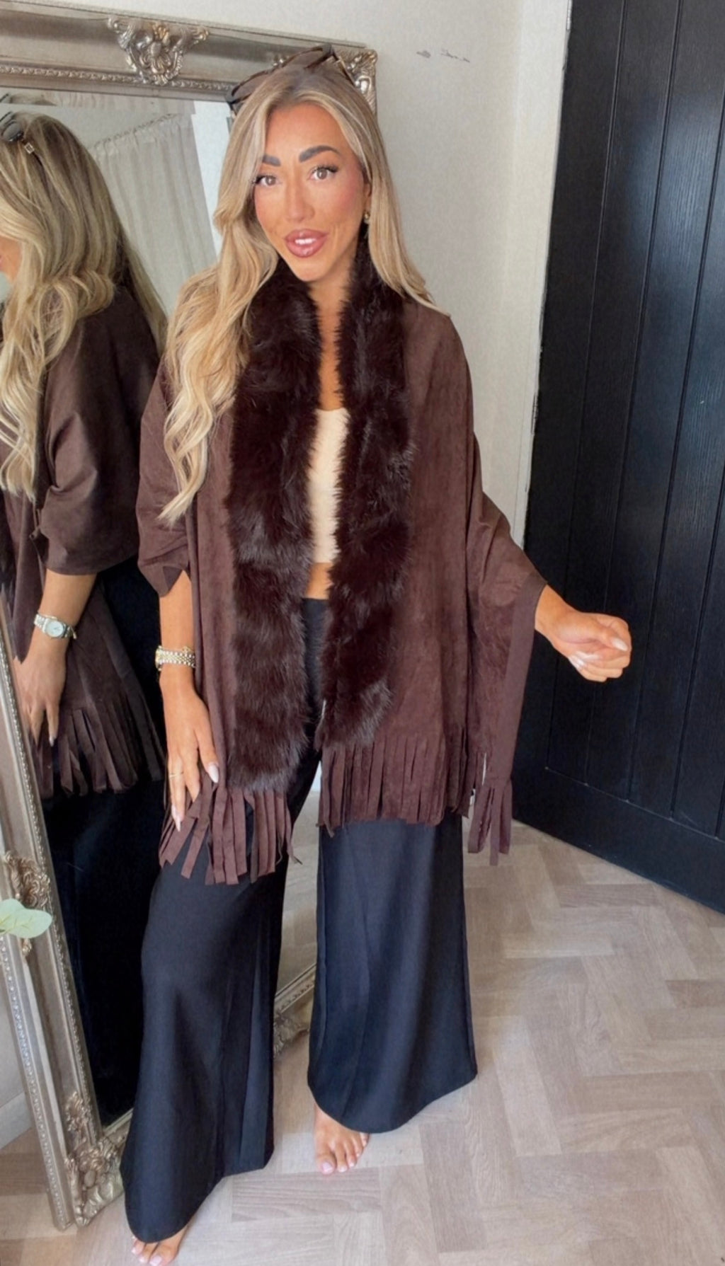 Fur trim Tassle shawl