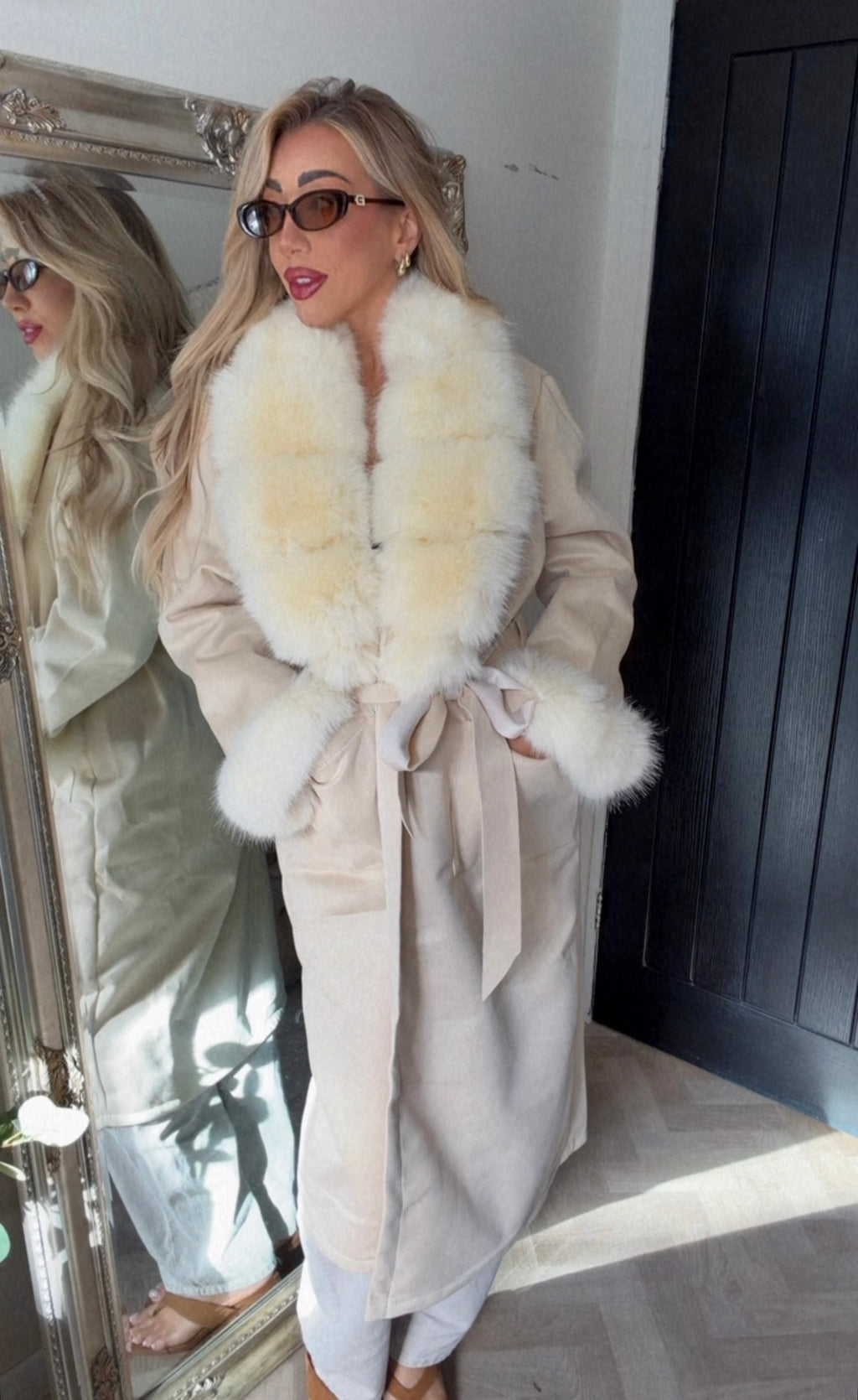 Fur coat (size 8-18)